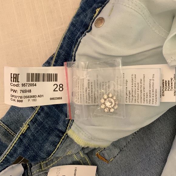 Dondup - woman’s Jean shorts. Made in Italy. New. - Picture 8 of 9